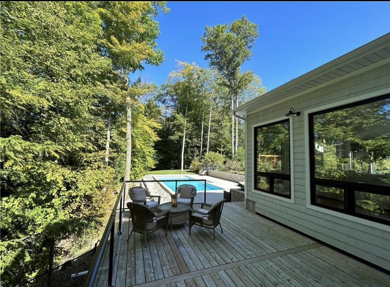 2072 Wilkinson St Innisfil, ON L9S 1X3