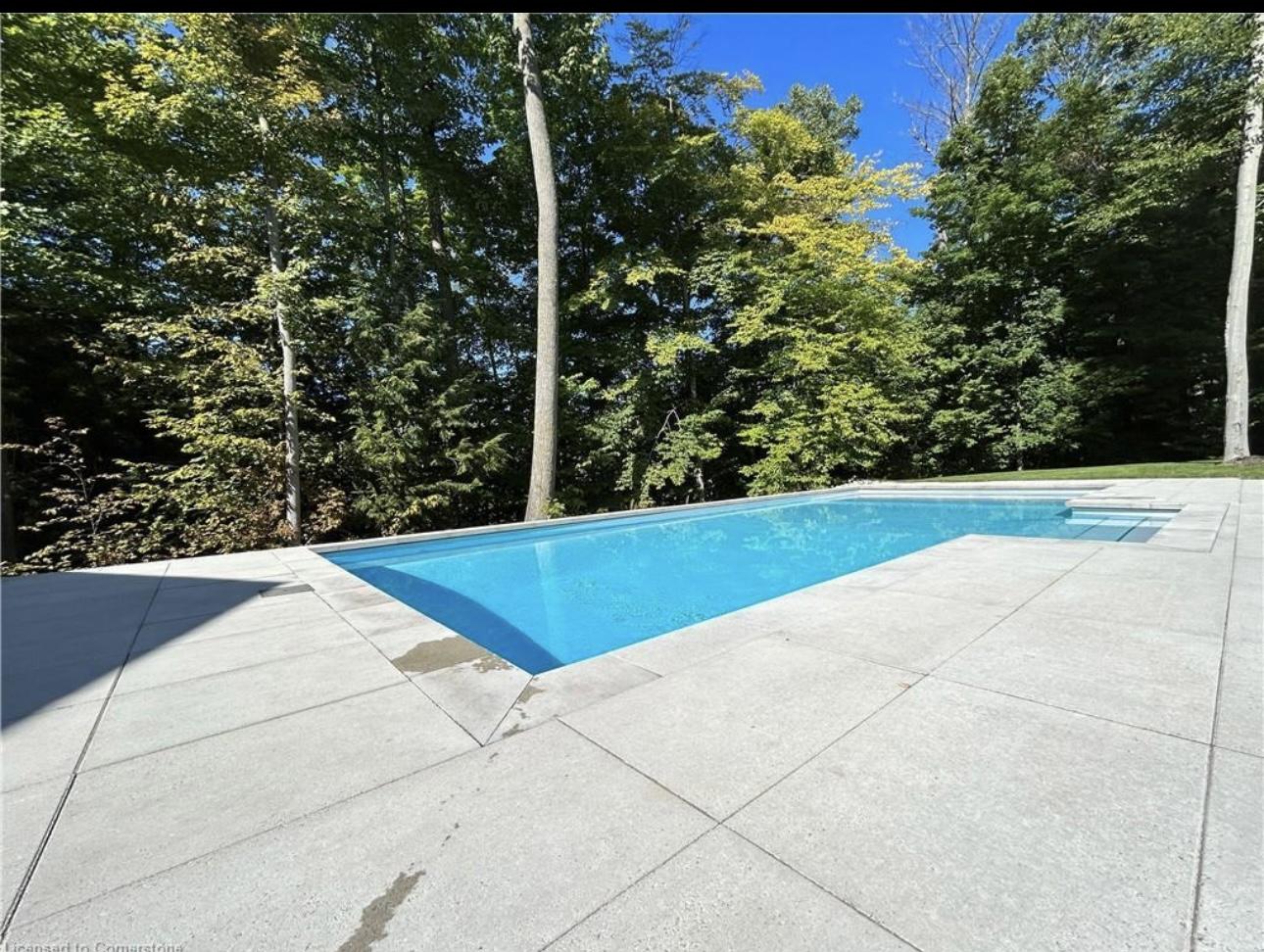 2072 Wilkinson St Innisfil, ON L9S 1X3