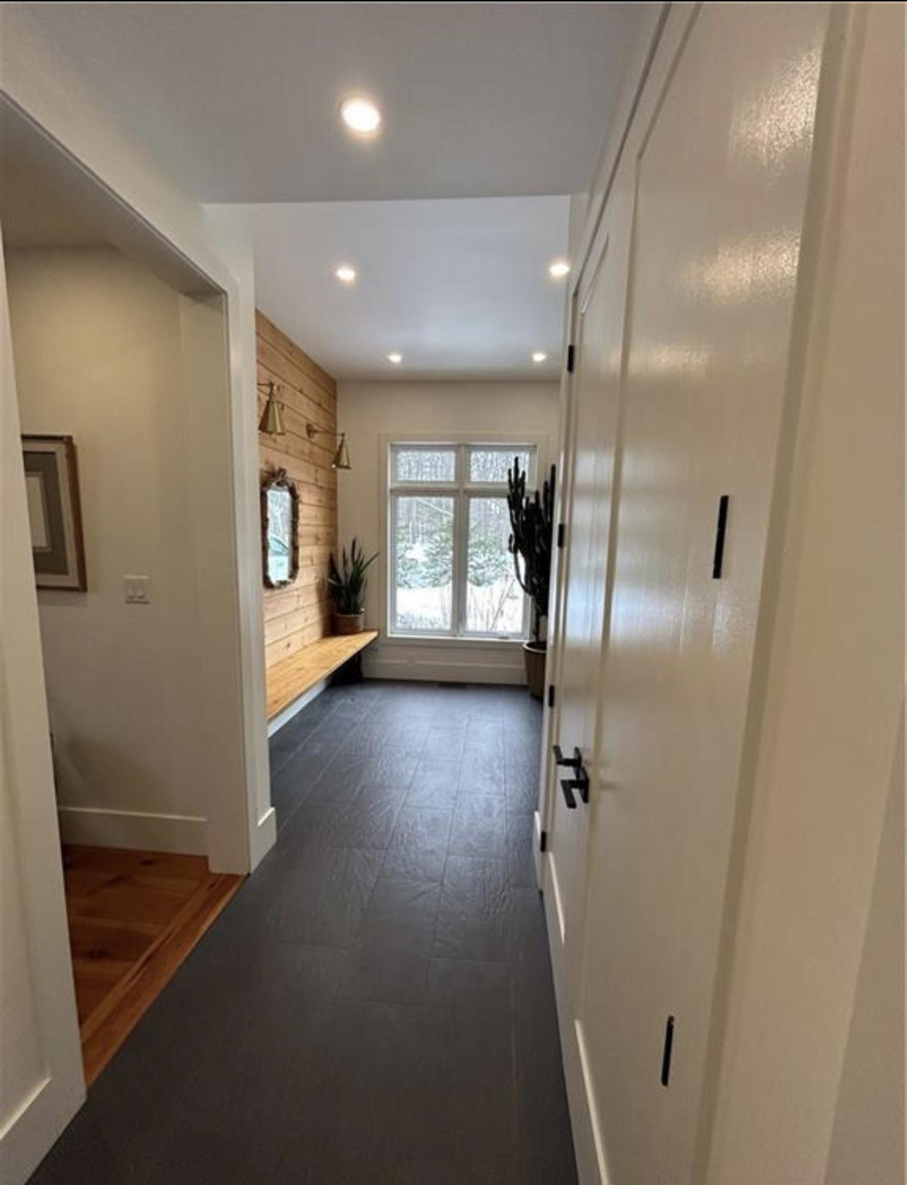 2072 Wilkinson St Innisfil, ON L9S 1X3