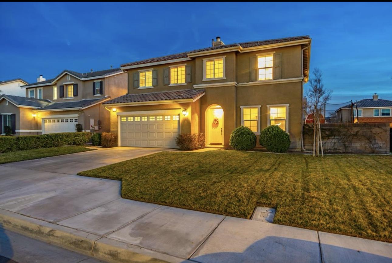 4400 W Avenue J7, Lancaster, CA 93536