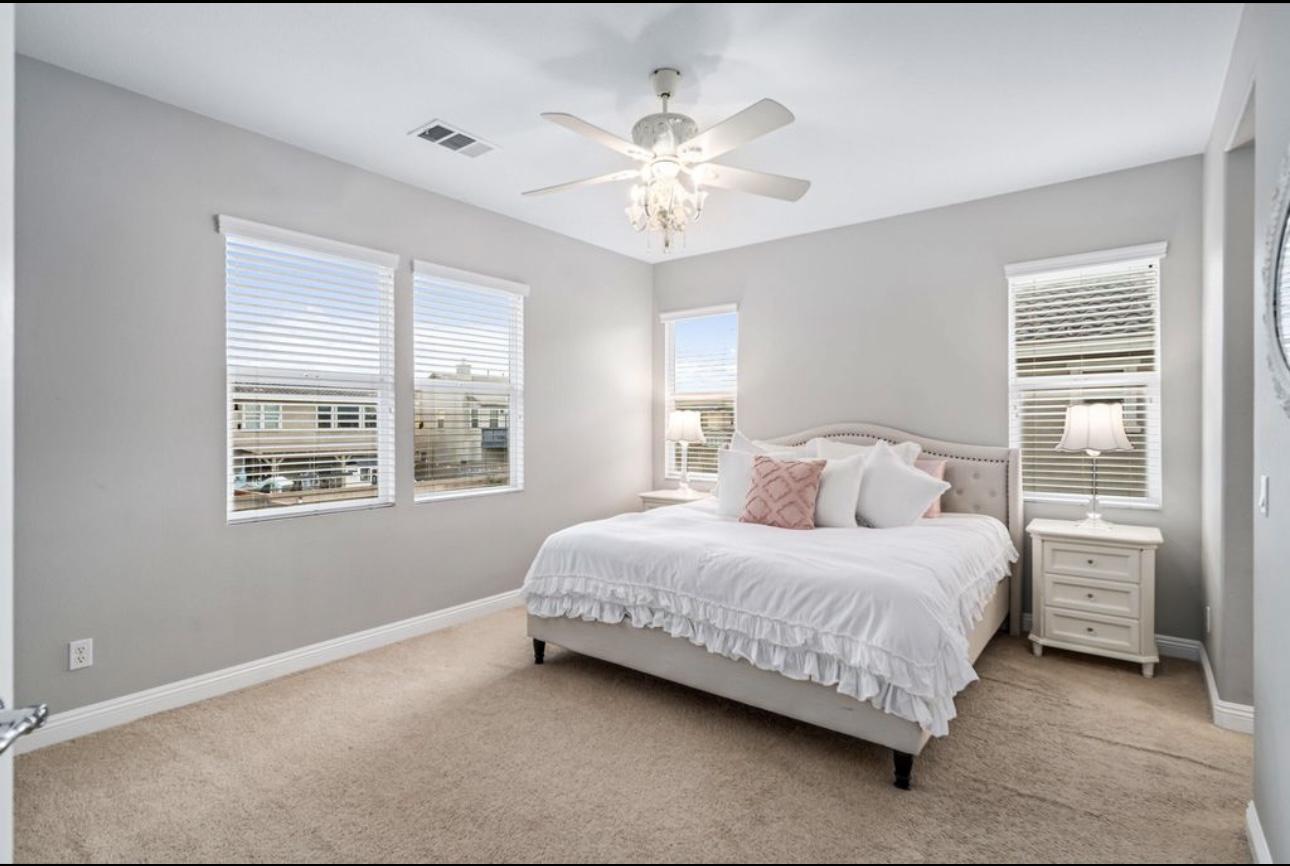 4400 W Avenue J7, Lancaster, CA 93536