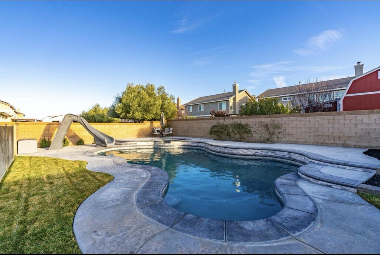 4400 W Avenue J7, Lancaster, CA 93536
