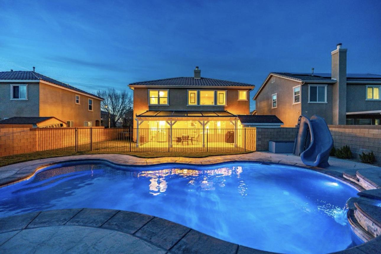 4400 W Avenue J7, Lancaster, CA 93536