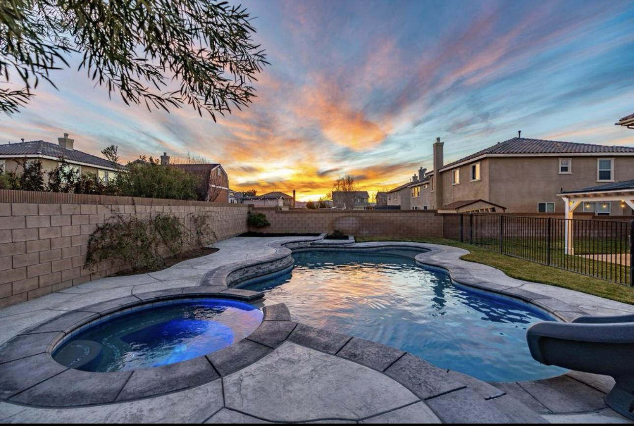 4400 W Avenue J7, Lancaster, CA 93536