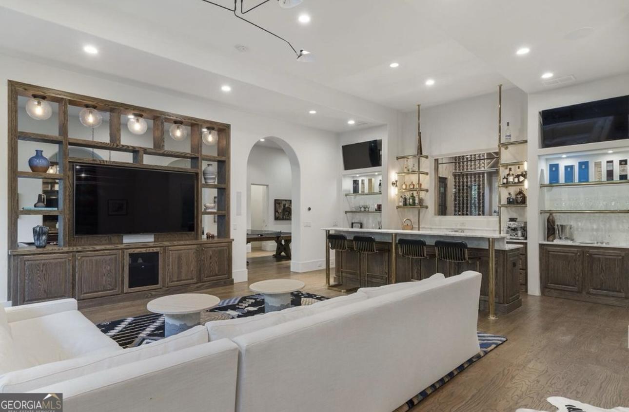 3888 Peachtree Dunwoody Rd NE, Atlanta, GA 30342