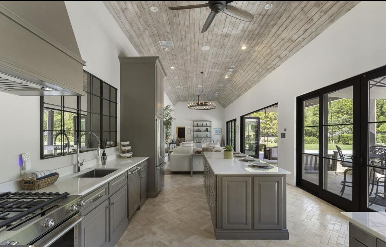3888 Peachtree Dunwoody Rd NE, Atlanta, GA 30342